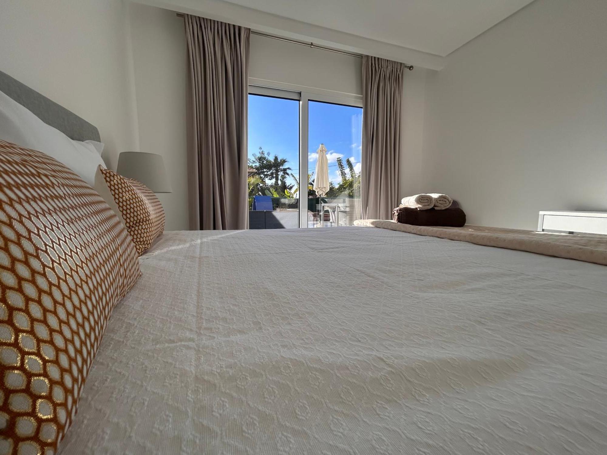 פונשל Ocean Dream Apartment- Air Condition מראה חיצוני תמונה